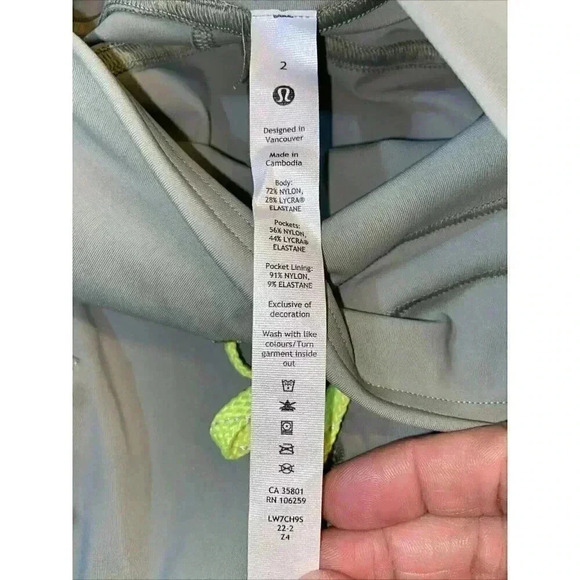 Lululemon Women's Cargo SHR Hiking Shorts 8" 2 Laurel Green LRLG Carabiner Loop - Picture 11 of 11